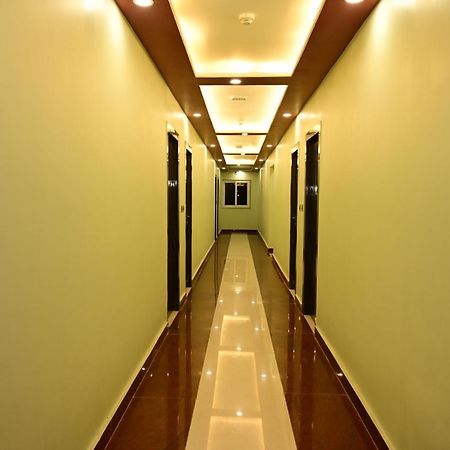 Hotel Gm International Bodh Gaya Buitenkant foto