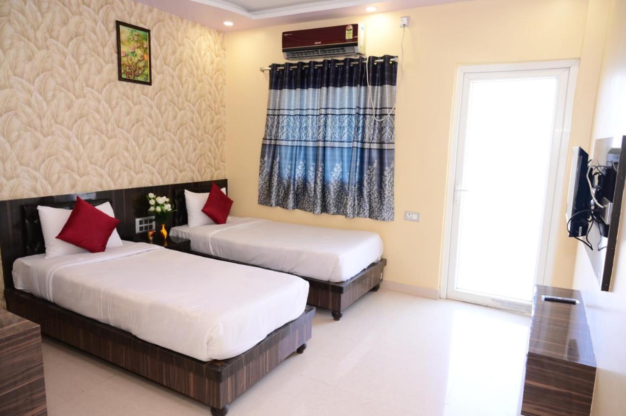 Hotel Gm International Bodh Gaya Buitenkant foto