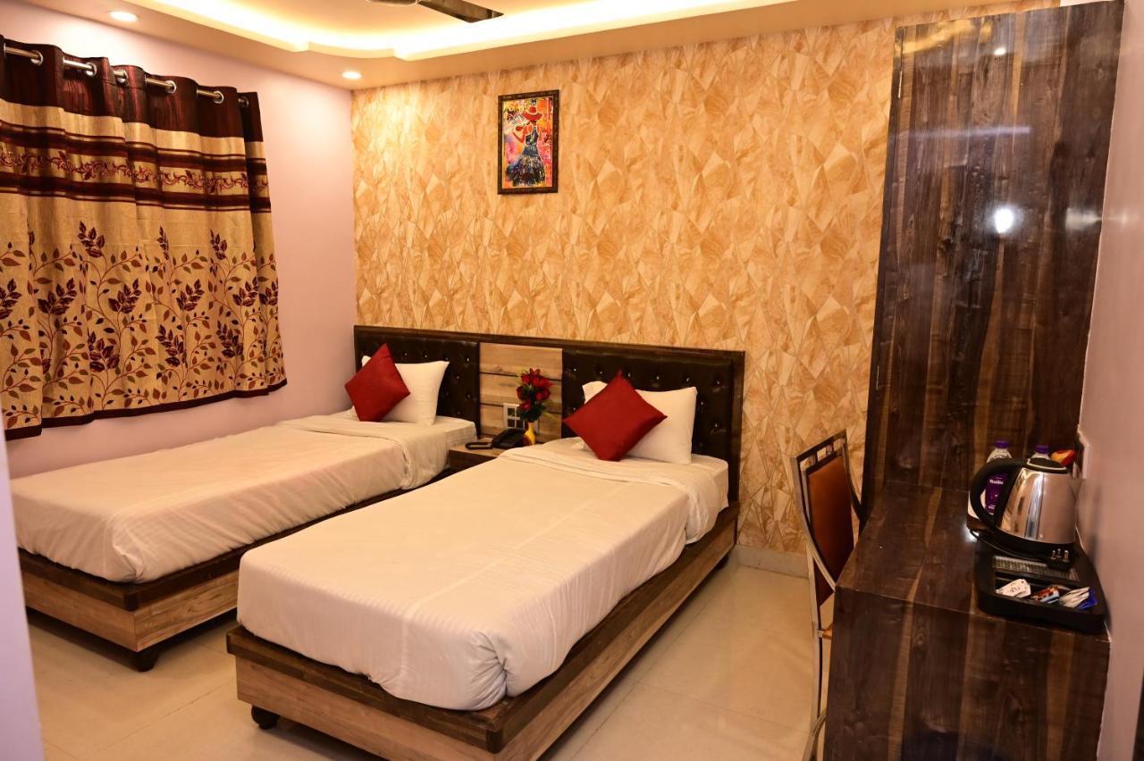 Hotel Gm International Bodh Gaya Buitenkant foto