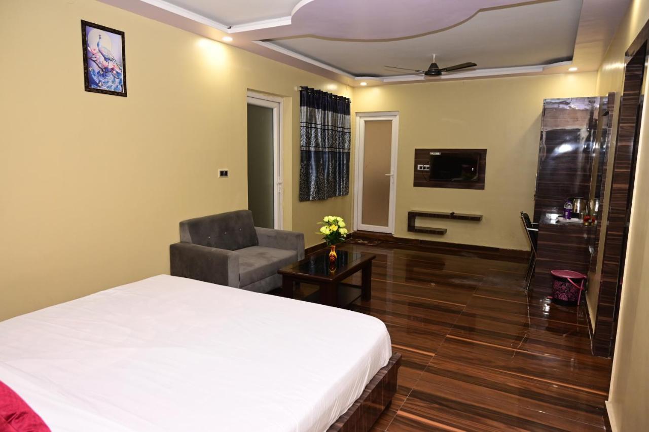 Hotel Gm International Bodh Gaya Buitenkant foto